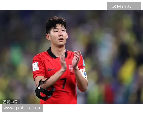 孙英译：韩国足球的璀璨明星与国际赛场的传奇之路